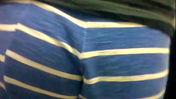 Novinha De Shortinho