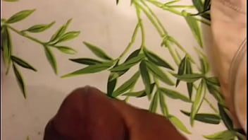 Masturbandome Con La Ropa Sucia De Mi Cuñads