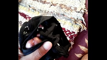 Gozando Calcinha 0012