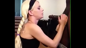 Pig Tailed Pawg Deepthroats Black Dick