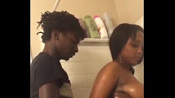 VID-20161103-WA0003 - 3-snoopy