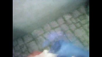 Se Pajea Y La Escupe Rico Antes De Venirse