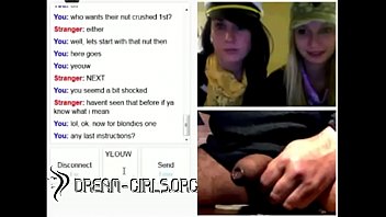 Cruel Girls Like To See Big Dick