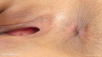 Eve Gets Herself Off By Masturbating With Fingers And Dildo At Give Me Pink