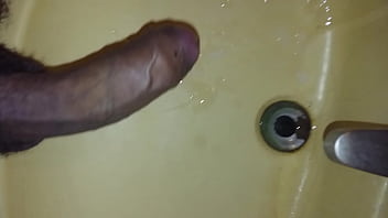 B, H - Unknown - 2025 - Wild - Scene - Video 4988694