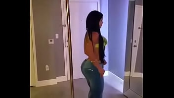 Subiendo Jeans - Mp4