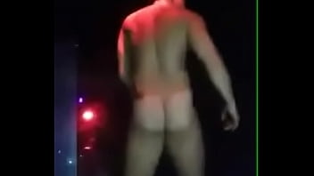 Mulher Enlouquecida Com O Pau Do Gogoboy