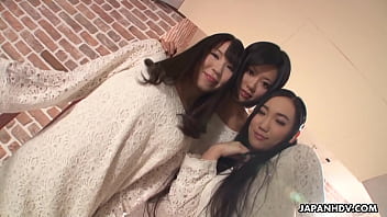 Three Hot Asian Sluts Getting Their Pussies Eaten