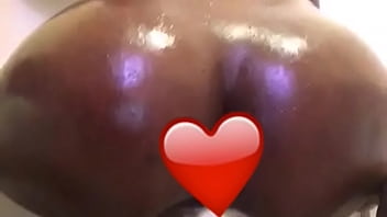 Anal With Henny Bottle S.: Mocasexy