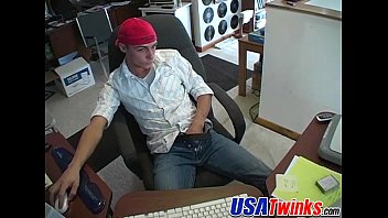 Sexy Guy With A Smooth And Toned Body Jack His Big Cock Off