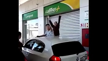 Putas No Posto De Gasolina