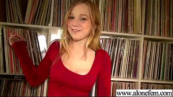 Using Sex Things As Dildos Till Climax By Lovely Solo Girl (alaina Fox) Movie-01