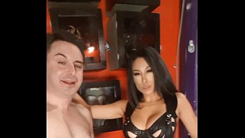 Andrea Diprè Drinks The Piss Of Mistress Tangent