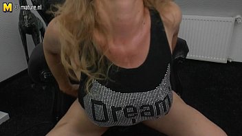 Mature M. Masturbating Watching - Free Porn 2f Es