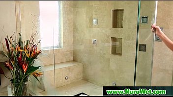 Sexy Masseuse Gives Nuru Massage To Horny Client 09