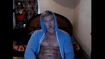 Hot-hunk-gay-dude-jerking-off-on-webcam-jerkitnet