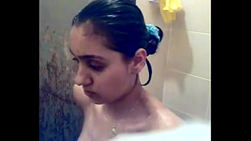 Hot _ Sexy Pakistani Girl Showing Boob - Xvideos.com
