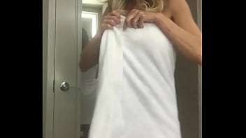 Brandi Love Nude