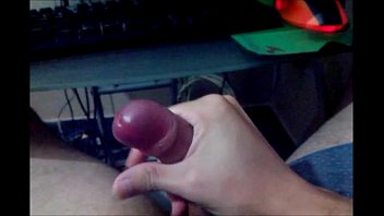 Brincando Sozinho - short, young, masturbating, masturbation, solo, playing, boy, brasileiro, brincando, masturbando, du - Video 4904540