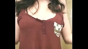 Anyone Know Who She Is? - she, is, videos, her, or, who, know, name, anyone - Video 4926959