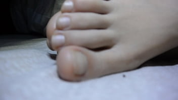 Cum On S. Chinese Gf Feet