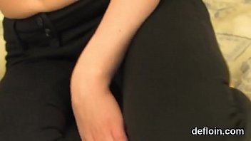 Sultry Sweetie Spreads Yummy Slit And Gets Deflorated