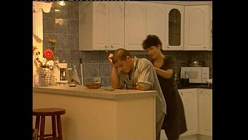 Iniciado Por Su Abuela - Video 4916437