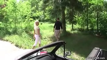 Gerade Kennen Gelernt Und Direkt Am Waldweg Gefickt