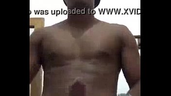 Novinho Roludo Se Exibindo E Gozando - Xvideos.com