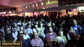 Brunette Tatoo Lesbian On Stage With Blonde