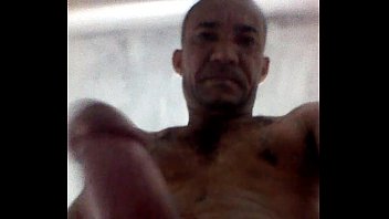 Macho Punheteiro - gay, macho, punheta, gozando - Video 4941027