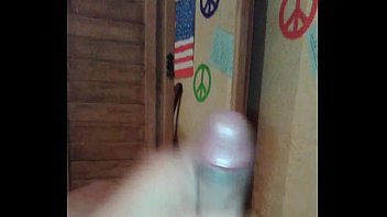 Me Masturbó Después De Un Largo Día