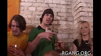 Fat Weenie In Her Wet Holes - Video 4884367