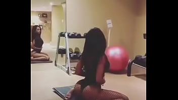 Girl, Twerk - Unknown - 2025 - Steamy - Show - Video 4744768