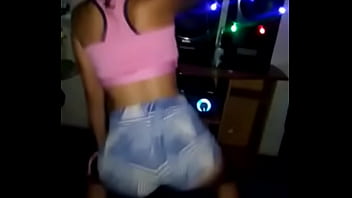 Anyiii Bailando Sexy