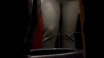 Espiando Culo Rico - sex, big-ass, culo, culito, rica, culona, culos, escondida, camara, nalgona, tangas, espiando, orina - Video 4853237