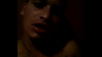 Rocho Hetero Muestra Su Pija (argentino)