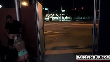 Teen Valerie White Gets Fucked Hard - Teen-hardcore-big-cock-outdoor-ass-petite-blowjob-rough-fuck-fetish-street-extreme-inno - ID4870978