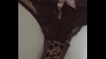 Calcinha Cunhada Banheiro
