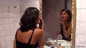 Brunette Lady On Her Relaxing Handjob Session - European-rough-blondes-hard-fantasy-dutch-german-kinky-foreign-holland-netherlands-nederl