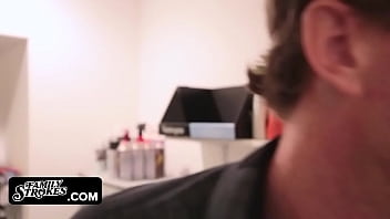 Alice March Spreads Her Pussy Wide Open For Stepdad