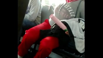 Putita De La Altavista Le Rebotan Sus Deliciosas Tetas En El Camión