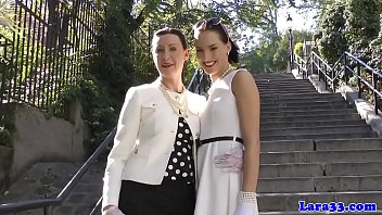 British Mature Pussylicking After Rubbing