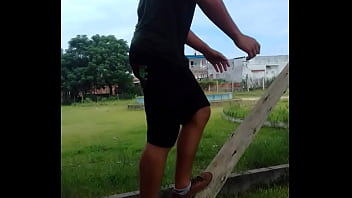 Moreno De Olhos Azuis Trepa No Pau Grande