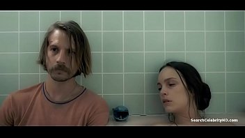 Jodi Balfour Quarry S01e01 - celebrity, softcore - Video 4783062