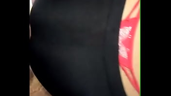 Mi Mujer Sexi Enseñando Su Tanga