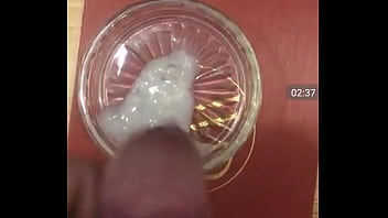 Thủ d_m xuất tinh ra uống (ST)