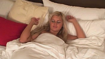 Astounding Blonde Plays With Her Sex Toy