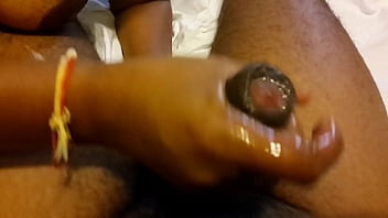 Tamil Girlfriend Sucking During A Friendly Visit.