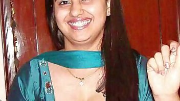 Indian Slut Wife Nude Posing